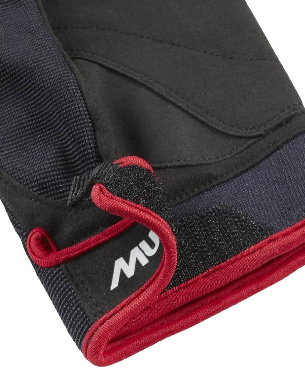 Musto Essential Sailing Long Finger Glove 2.0 - CadetAccessories